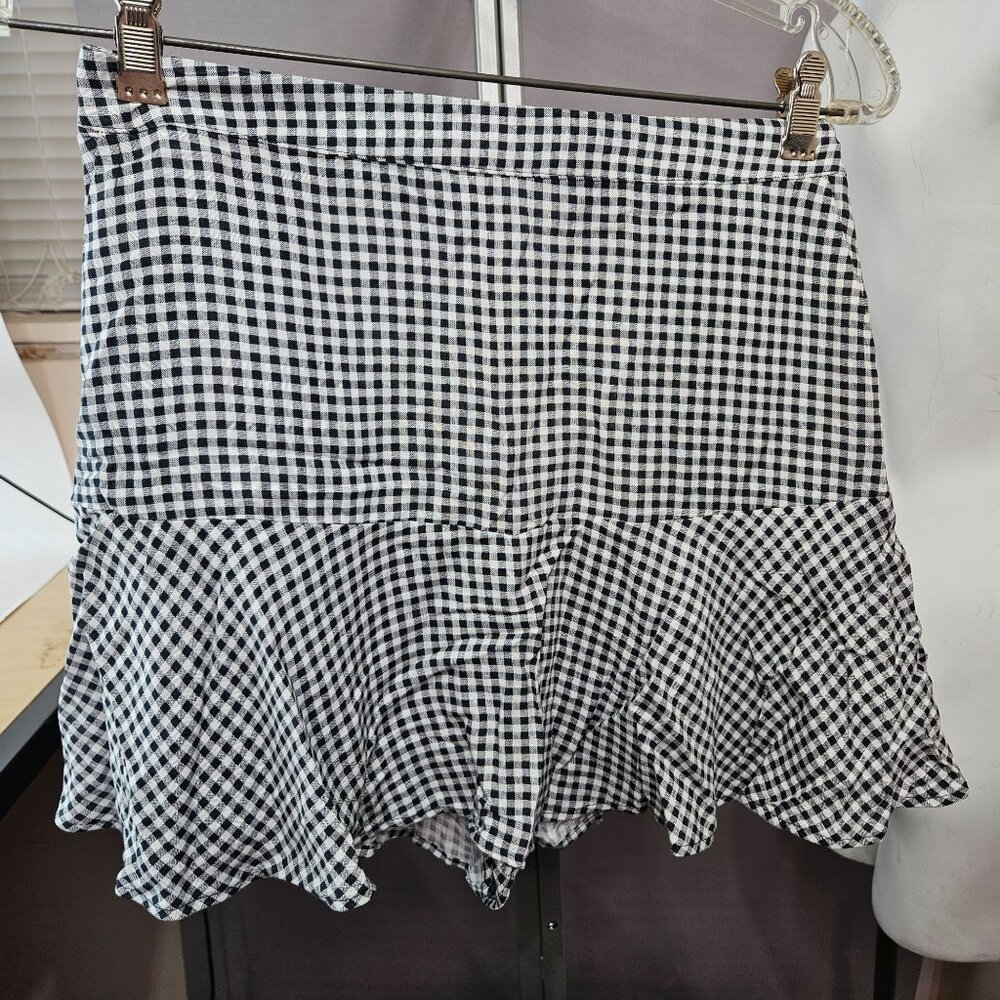 Hollister Womens Skort Skirt Short S Ultra High Rise Plaid Checkered Black White - Picture 3 of 10